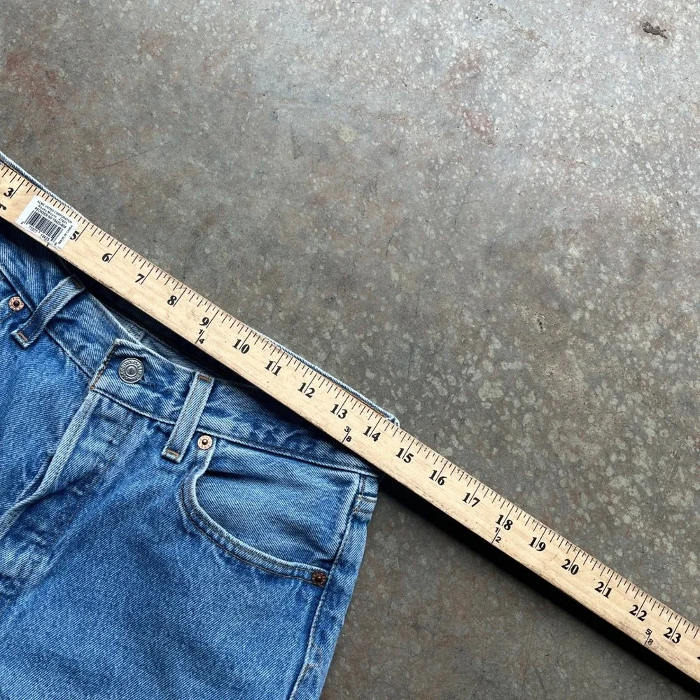 Vintage 90s Levis 501 Mens 30 (30x35) Light Wash Button Fly Jeans Made in USA - Picture 8 of 12